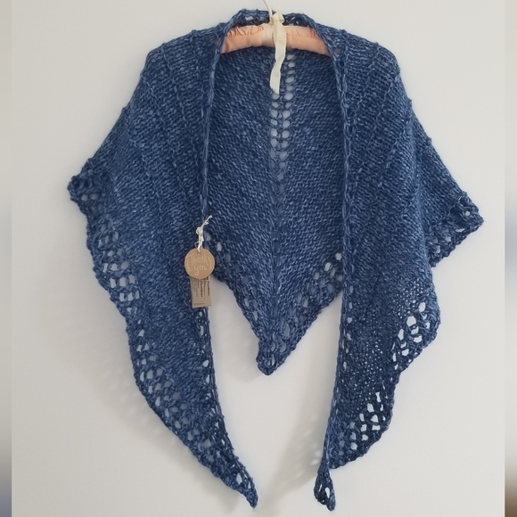 Hand Crafted Accessories - Hand knitted triangle shawl in blue.